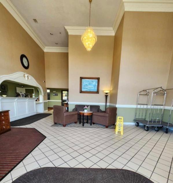 Quality Inn & Suites Somerset Exterior foto