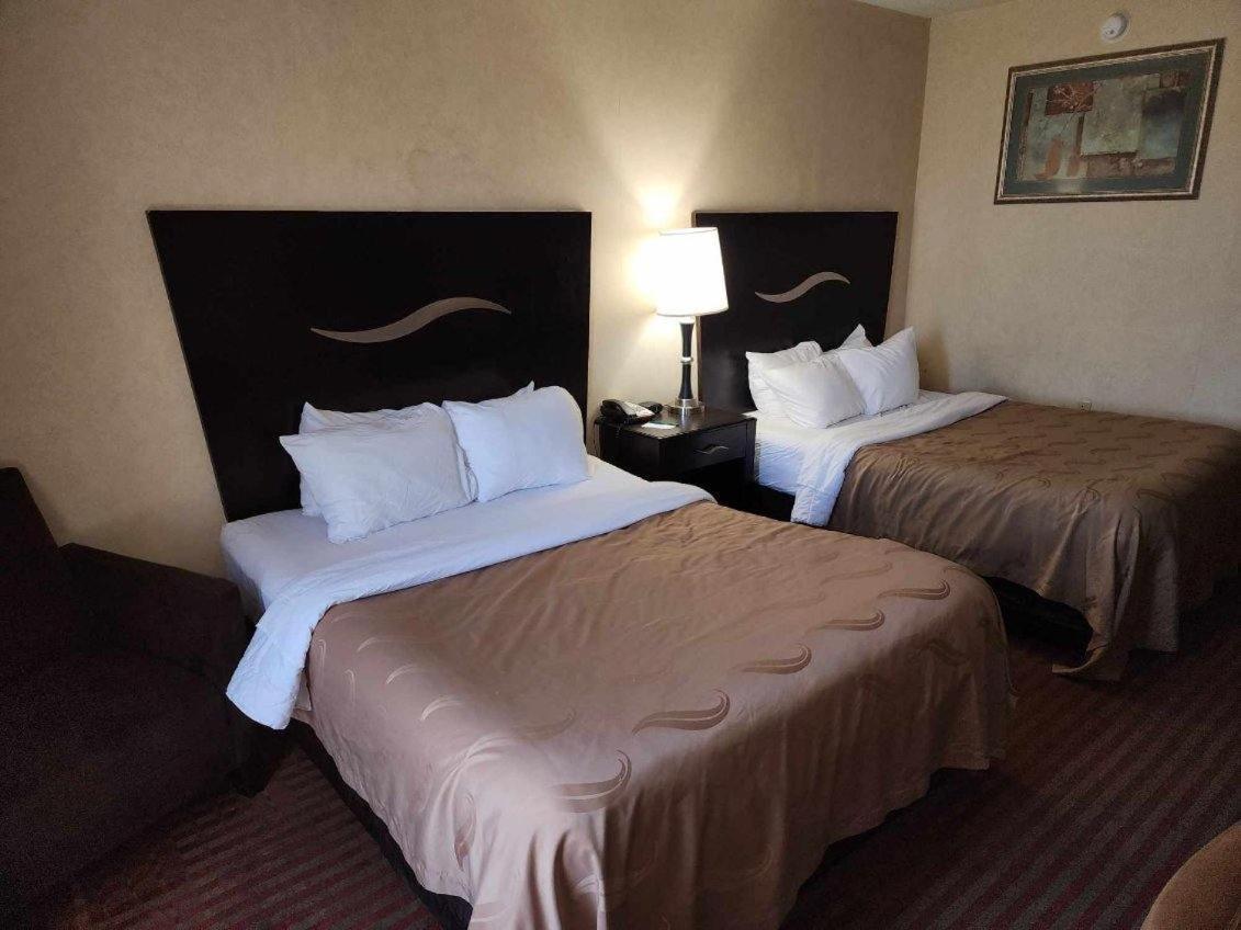 Quality Inn & Suites Somerset Exterior foto